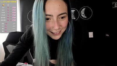 juliet_sourire public webcam profile photo 8