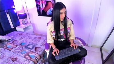 julietacheer public webcam profile photo 3