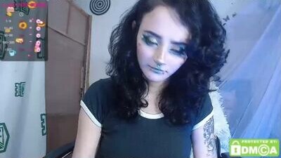 julietajaguar public webcam profile photo 6