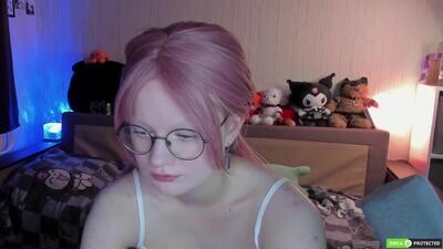 julietfowler public webcam profile photo 3