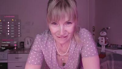 julvilnet public webcam profile photo 4