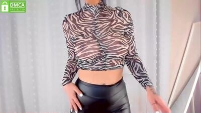 julya_hott public webcam profile photo 3
