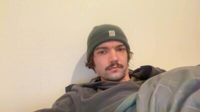 just_a_guy_with_a_big_cock public webcam profile photo 4