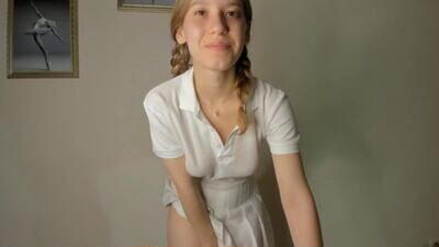 just_emmy public webcam profile photo 2