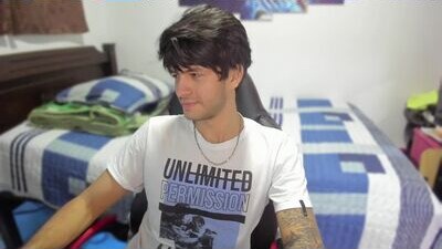 justin_stark1 public webcam profile photo 5