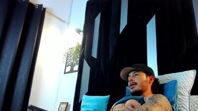 justin_whitejs public webcam profile photo 9
