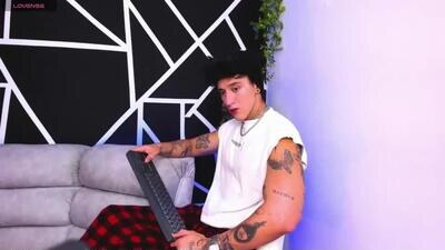 justinfullert_ public webcam profile photo 2