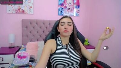 kaily_cute public webcam profile photo 2