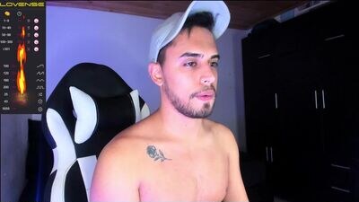 kallumparis public webcam profile photo 4