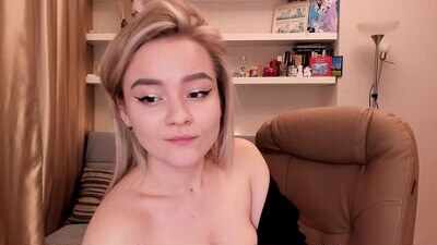 kara_smith_ public webcam profile photo 10