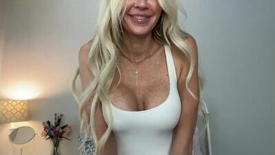 karabearr public webcam profile photo 6