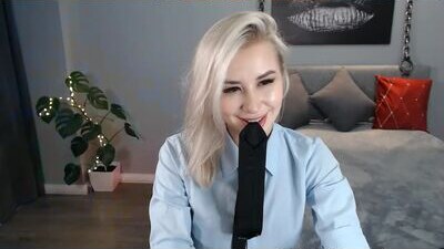 karapretty public webcam profile photo 10
