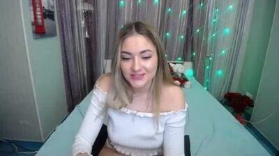 karina_darry public webcam profile photo 3
