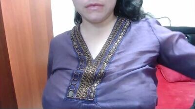 karina_hot10 public webcam profile photo 2