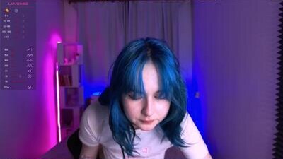 karinahili public webcam profile photo 5