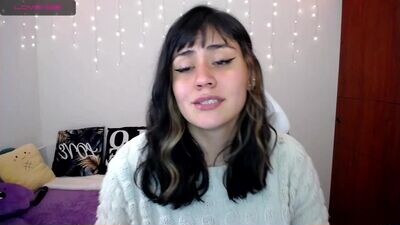 karlie_02 public webcam profile photo 3