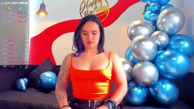karlyjons_