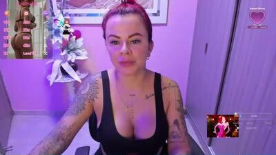 karol_milf__ public webcam profile photo 2