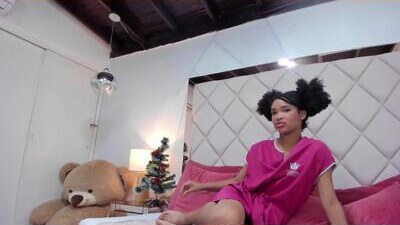 karolebonyy public webcam profile photo 9