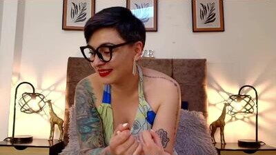 kat_paradisse public webcam profile photo 6