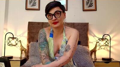 kat_paradisse public webcam profile photo 10
