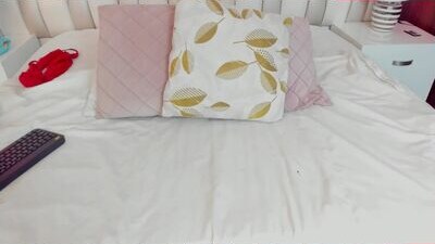kata__evans public webcam profile photo 6