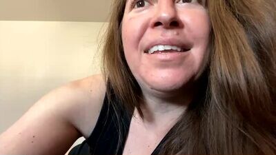 kate4unow public webcam profile photo 4