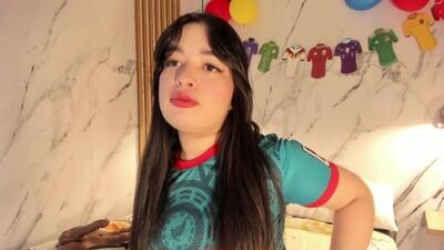 kate_michaels_ public webcam profile photo 4