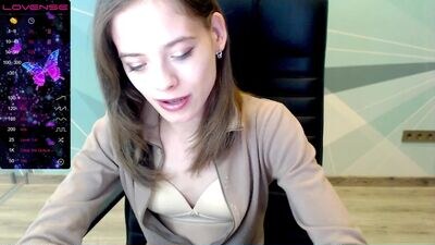 katedevant public webcam profile photo 3