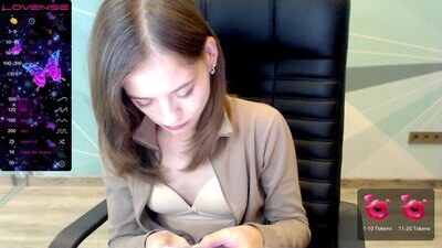 katedevant public webcam profile photo 6