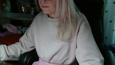 kathleenedwards public webcam profile photo 8