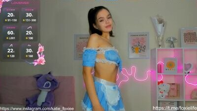 katiefoxie public webcam profile photo 6