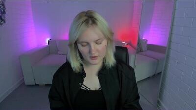 katybriggs public webcam profile photo 8