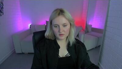 katybriggs public webcam profile photo 10