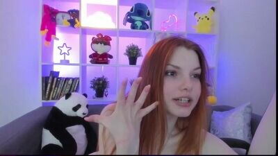katywoz public webcam profile photo 2