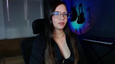 kay_avrill public webcam profile photo 7