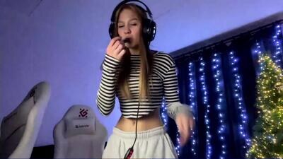 kayceefroehner public webcam profile photo 4