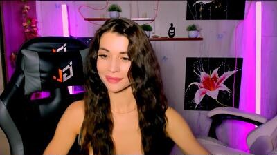 kayworl public webcam profile photo 2