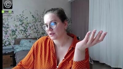 kellykleine public webcam profile photo 4