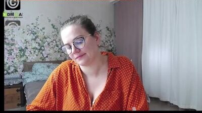 kellykleine public webcam profile photo 6