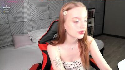 kellymeoww public webcam profile photo 10