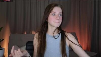 kelsiwest public webcam profile photo 8