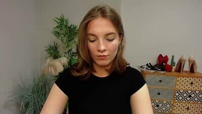 kenzie_theone public webcam profile photo 3