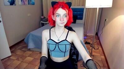keramiles public webcam profile photo 2