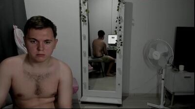 kesh_mne public webcam profile photo 8