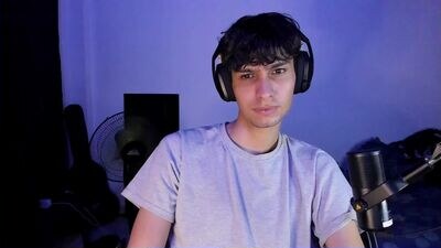khozler_ public webcam profile photo 3