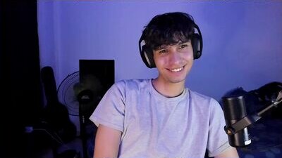 khozler_ public webcam profile photo 6