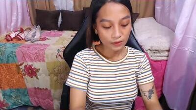 ki_shang04 public webcam profile photo 5