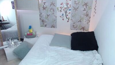kiara_bermont public webcam profile photo 10
