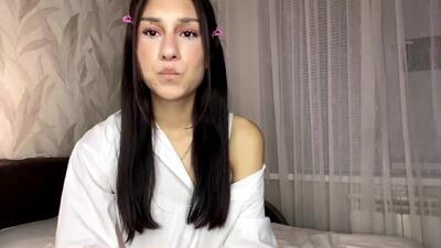 kiaratulowski public webcam profile photo 2